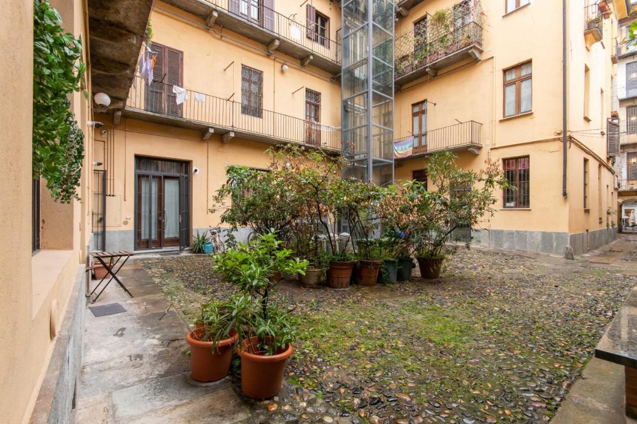 Charming Studio Near Piazza Castello By Wonderful Italy Турин Экстерьер фото
